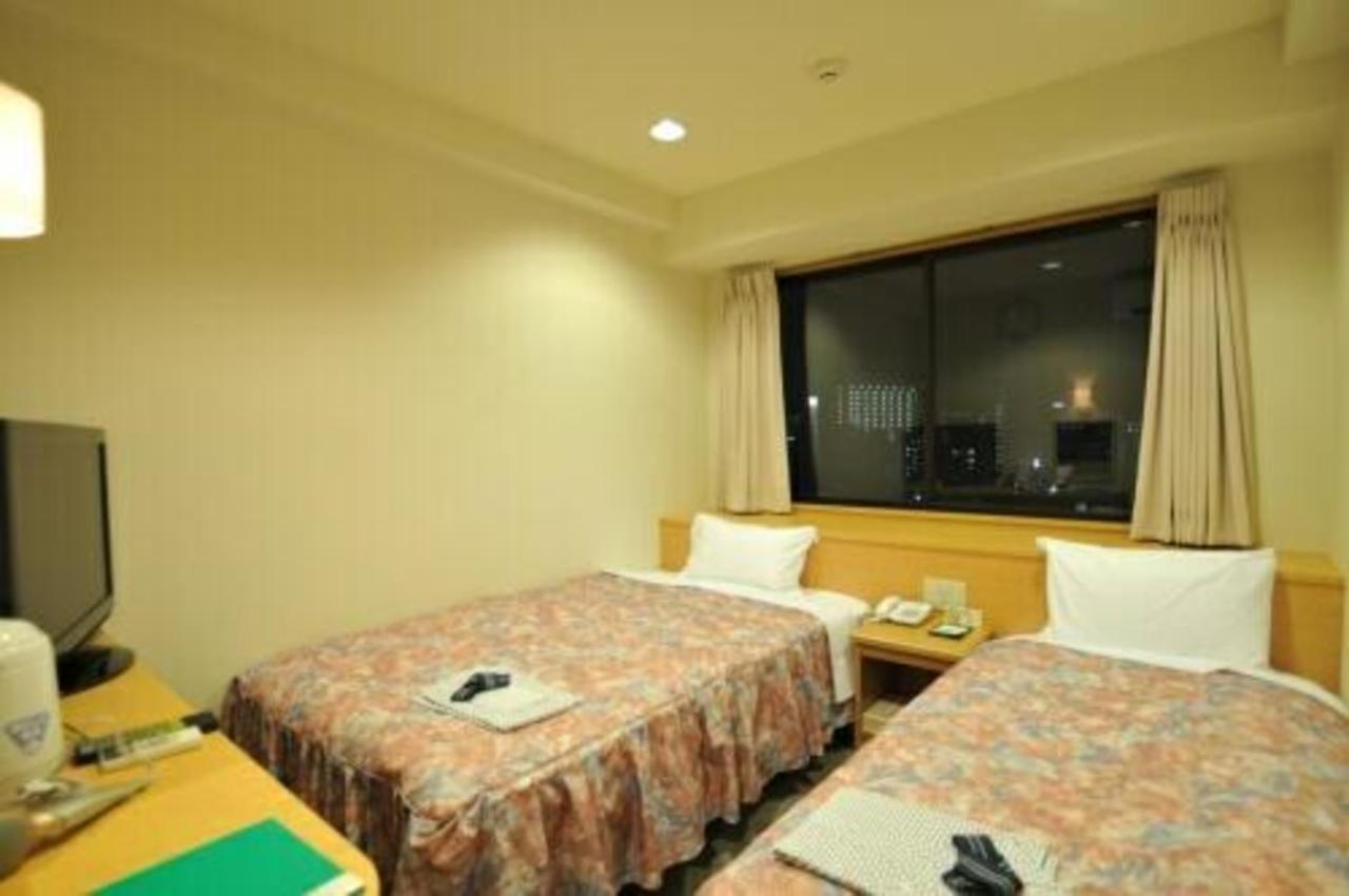 Hiroshima Ekimae Universal Hotel Екстер'єр фото